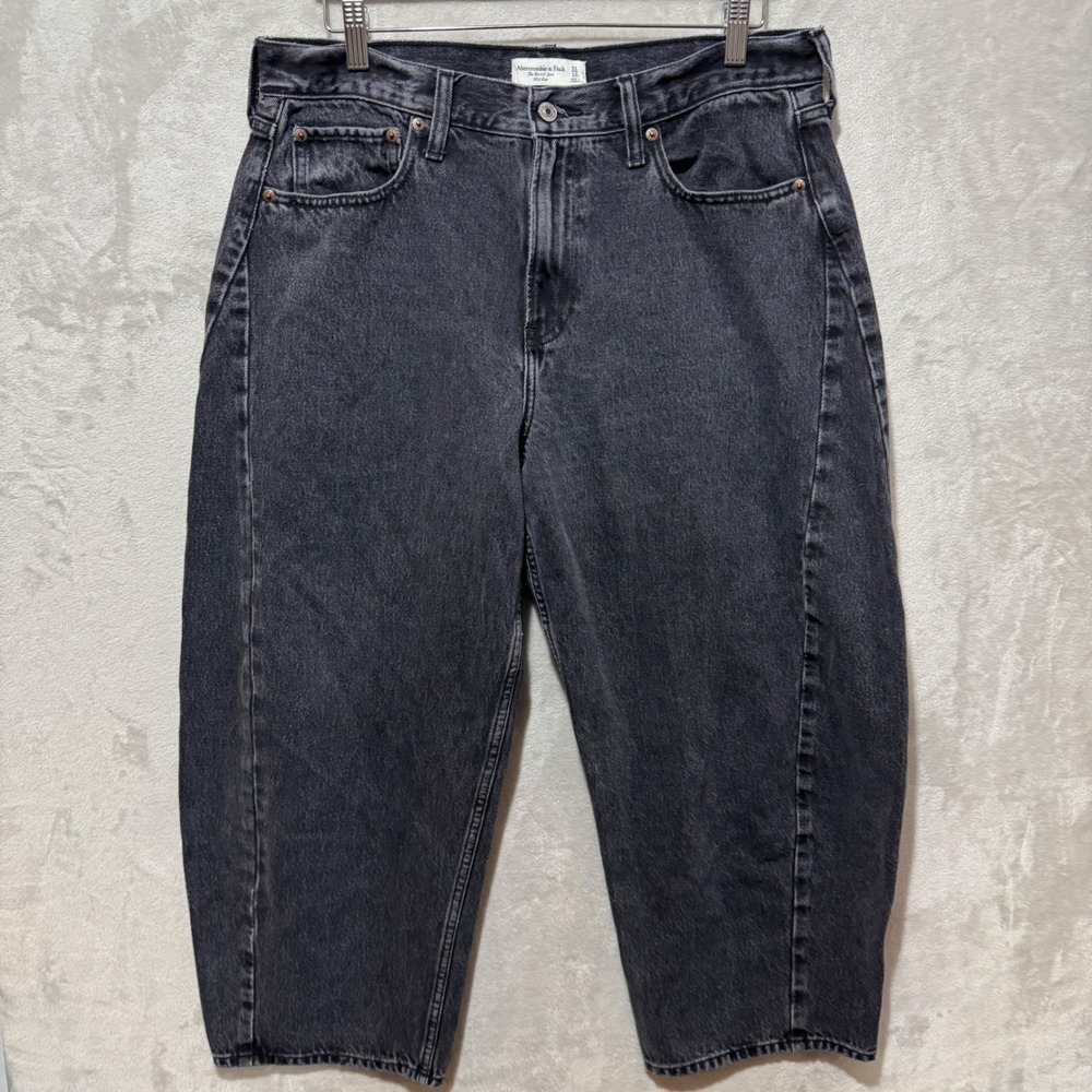 Abercrombie & Fitch Curve Love The Barrel Jean Mid Rise Black Denim Size 31 12S